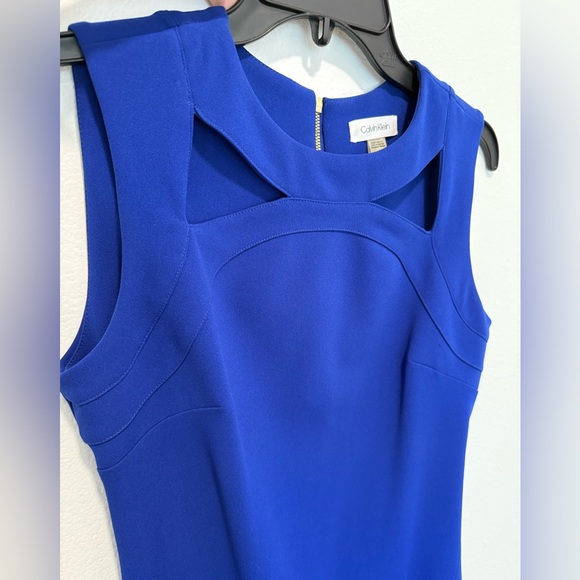 Blue dress - Picture 6 of 7